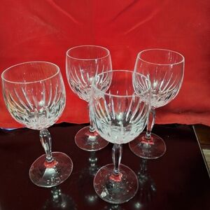 ​✨ Vintage Heavy Cut Lead Crystal Wine Glasses - Set of 4 ✨